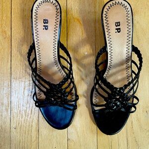 BP. Black open-toed sandals with wooden wedge.